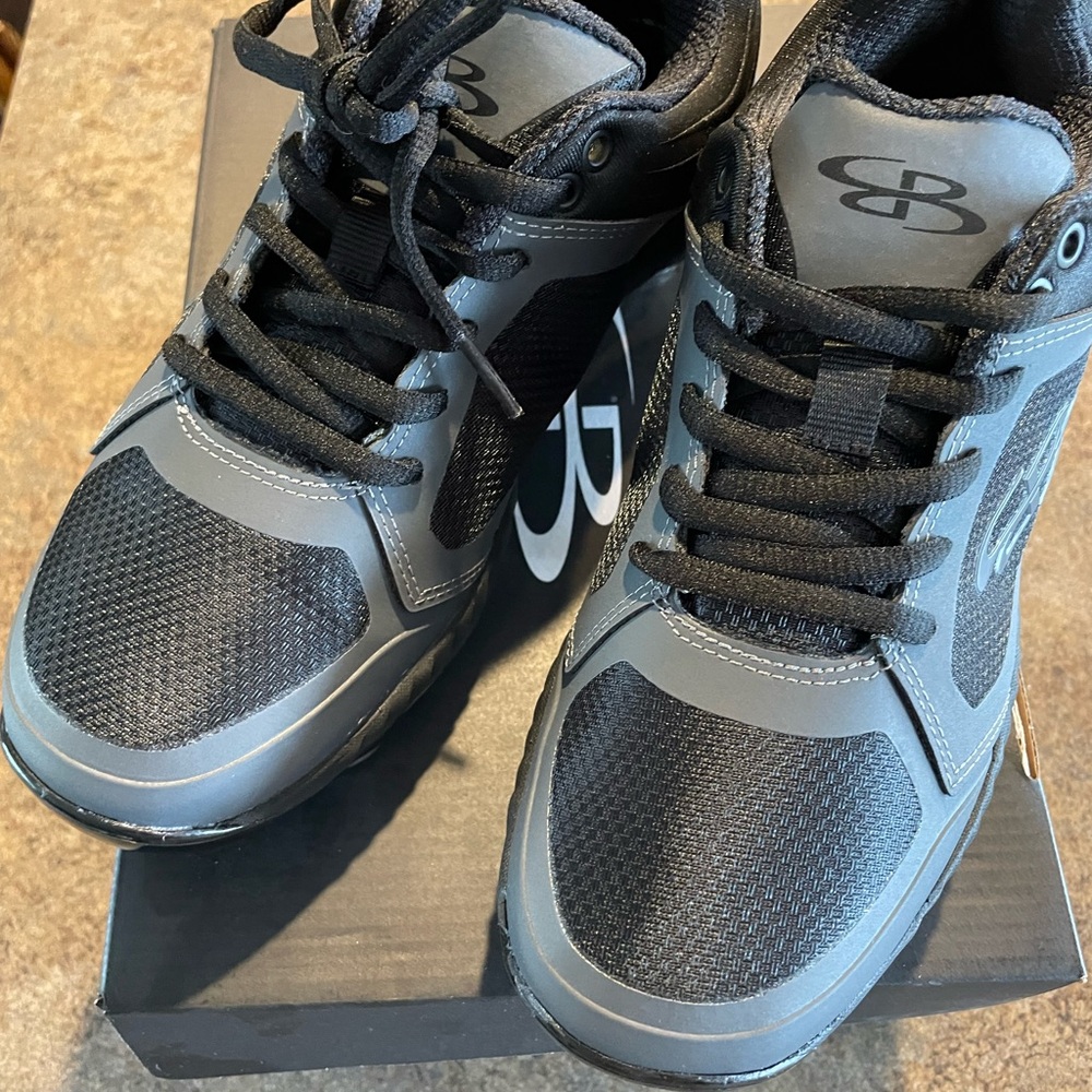 Boombah Women's Ballistic Metal Cleats Black Charcoal Size 7.5